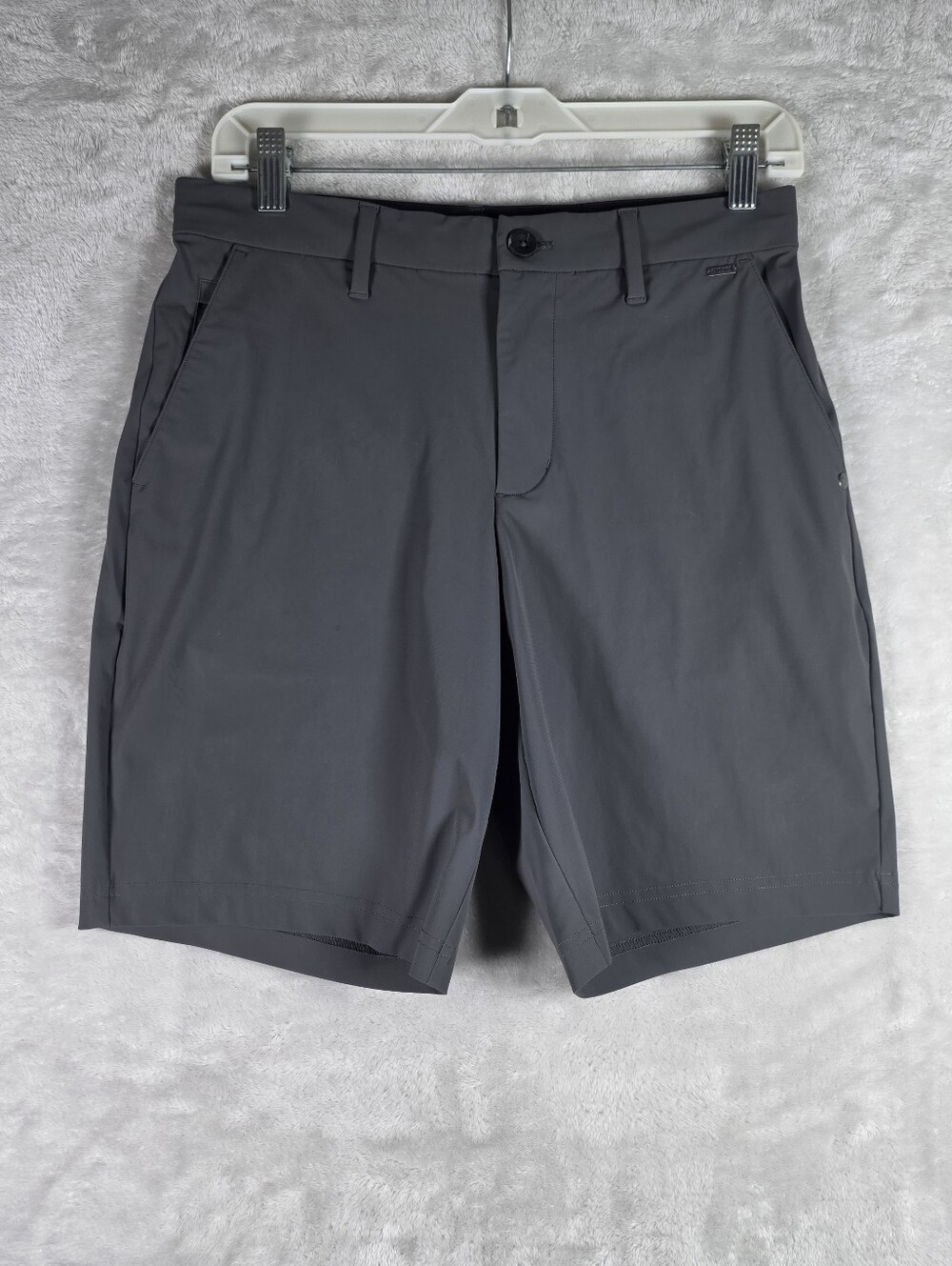 Vuori Fleet Chino Shorts Mens Size 28 Performance Golf Dark Gray 8” Inseam